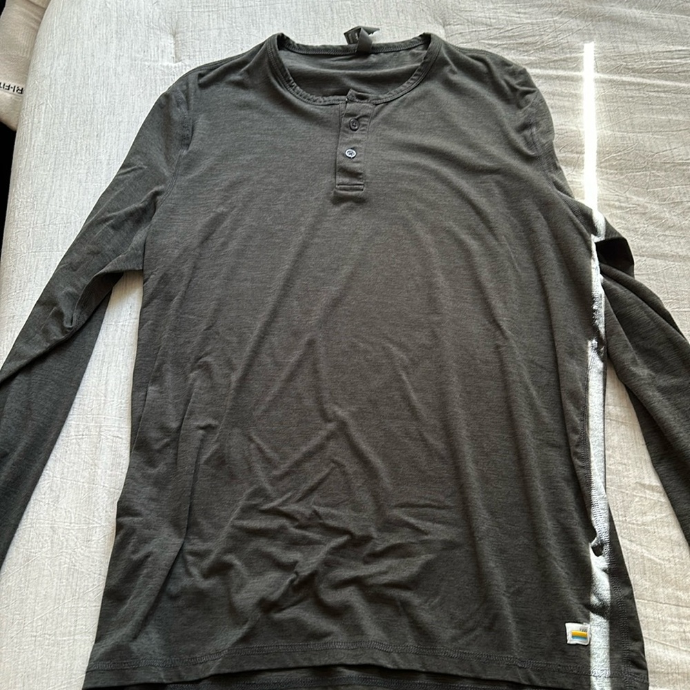 VUORI MEN’s LONG SLEEVE